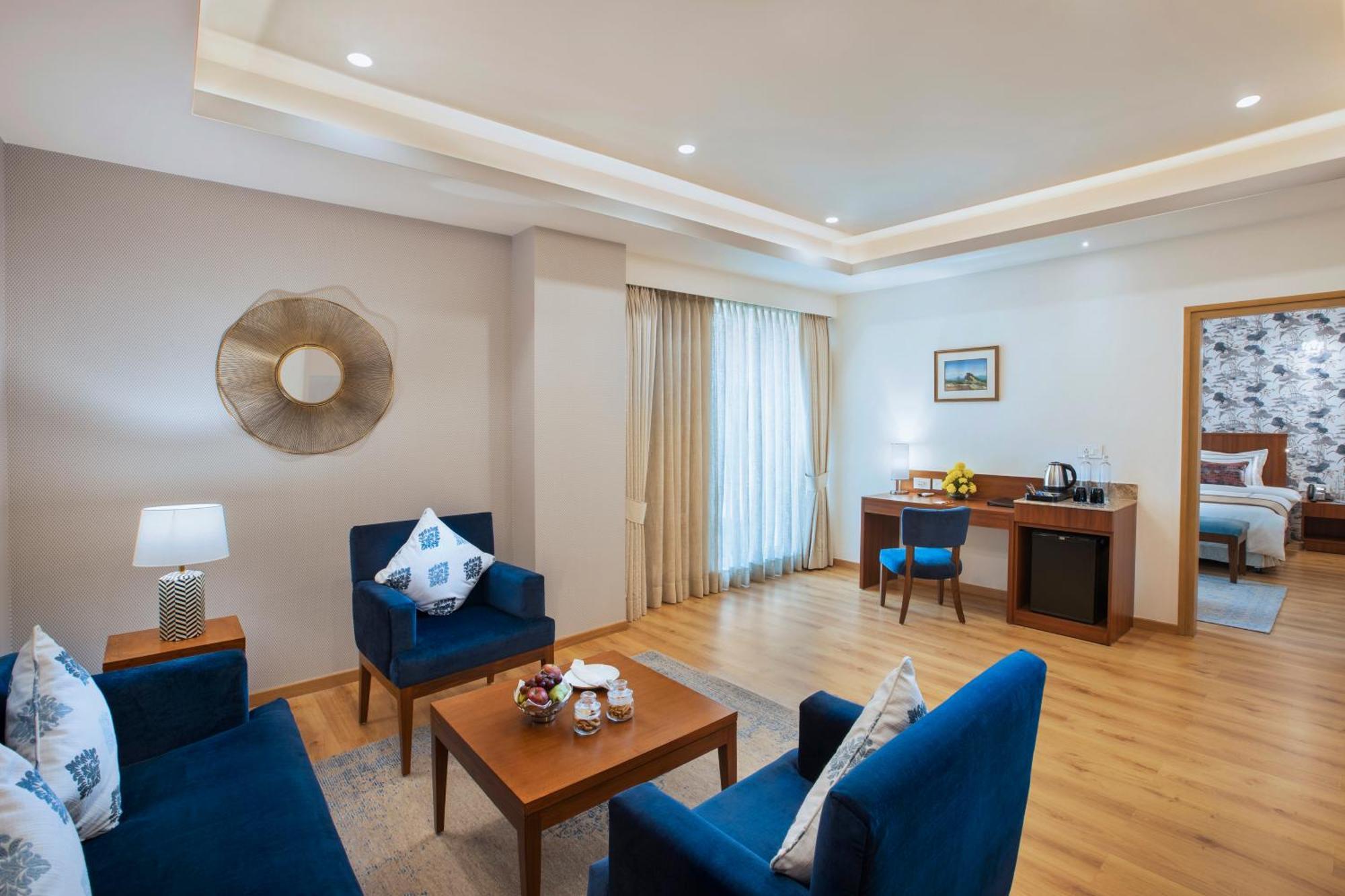 Expoinn Suites And Convention Greater Noida Buitenkant foto